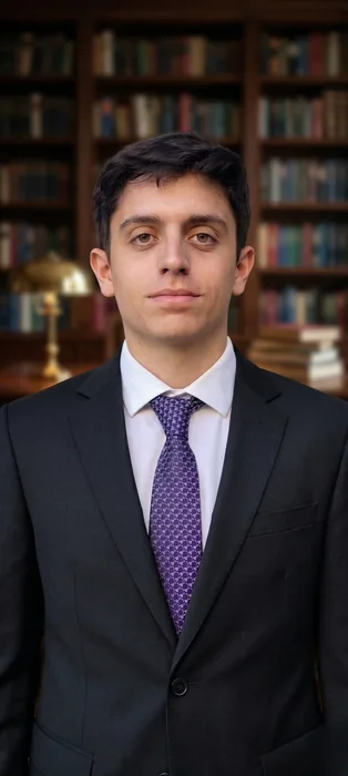 Luciano Villanueva — Socio fundador